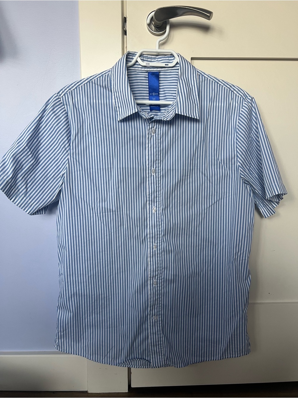 Kit and Ace Blue and White Striped Short-Sleeve Button-Down Shirt